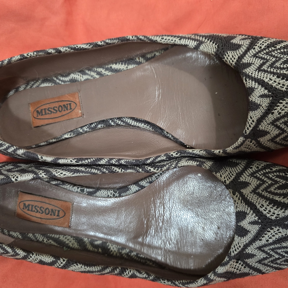 Missoni Women's Black and Cream Shoes